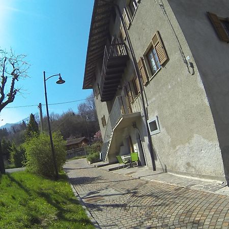 Appartamento Trentino II Comano Terme Luaran gambar